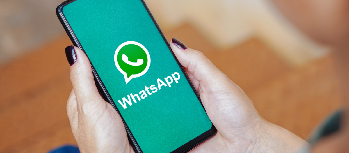 ¿Cómo funciona la opción de restaurar conversaciones de WhatsApp?