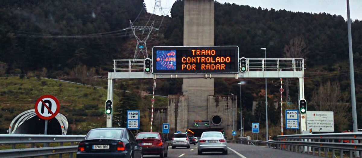 Entrada al radar de tramo del túnel de Guadarrama, en Madrid