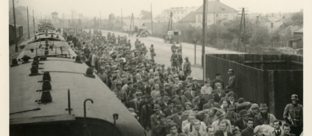 Presos en la estación de tren de Tarnów