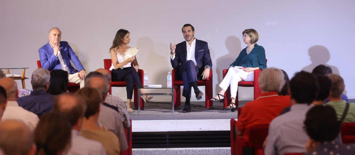 Presentación de la novela “El querido hermano”