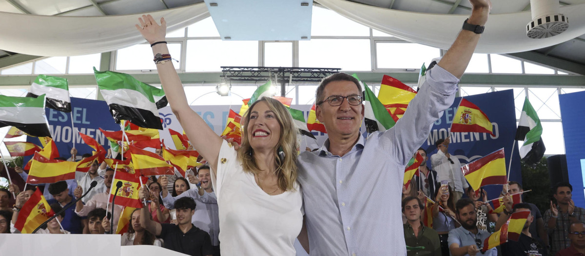 Feijóo y María Guardiola, en Badajoz