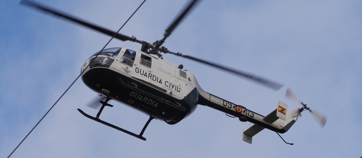 Helicóptero de la Guardia Civil en una foto de archivo