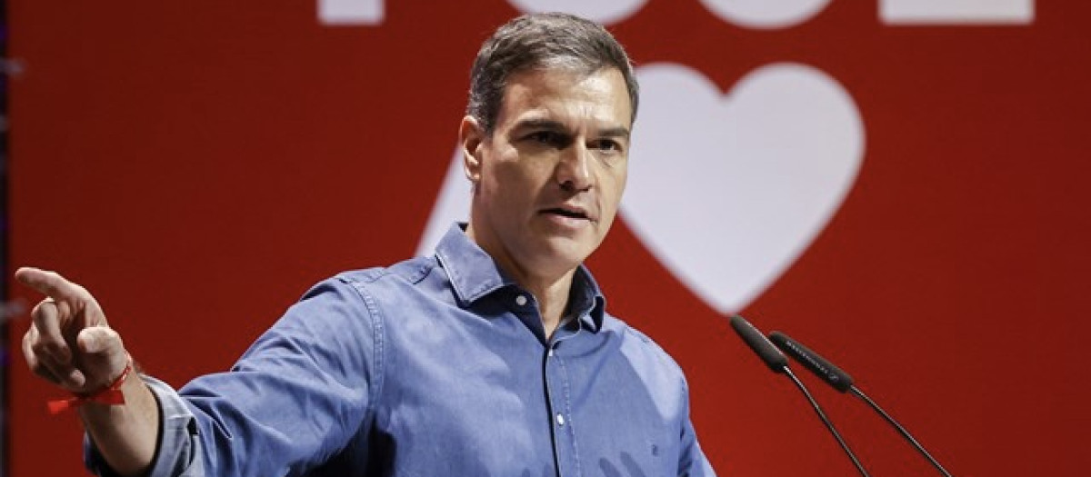 El presidente del Gobierno, Pedro Sánchez, durante su mitin en Valencia.