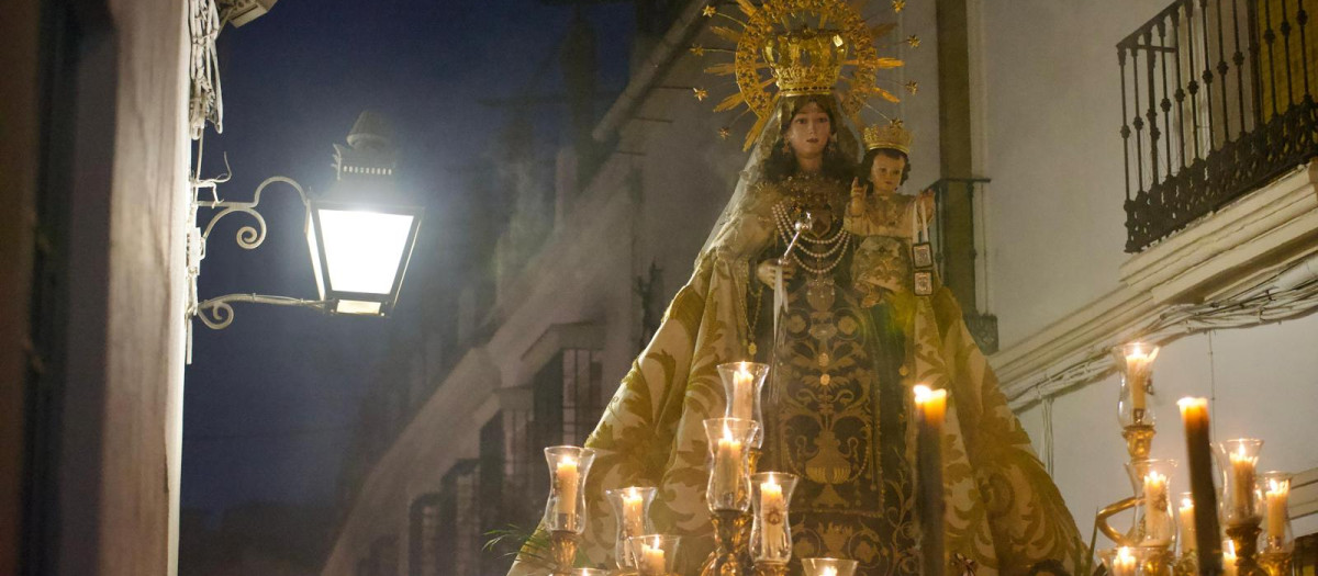 Procesión de la Virgen del Carmen de Puerta Nueva