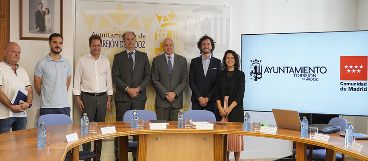 Reunión de trabajo entre el Ayuntamiento de Torrejón de Ardoz y la Comunidad de Madrid