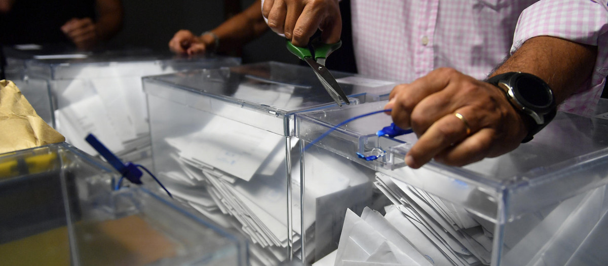 Imagen del recuento del voto CERA en Palma de Mallorca