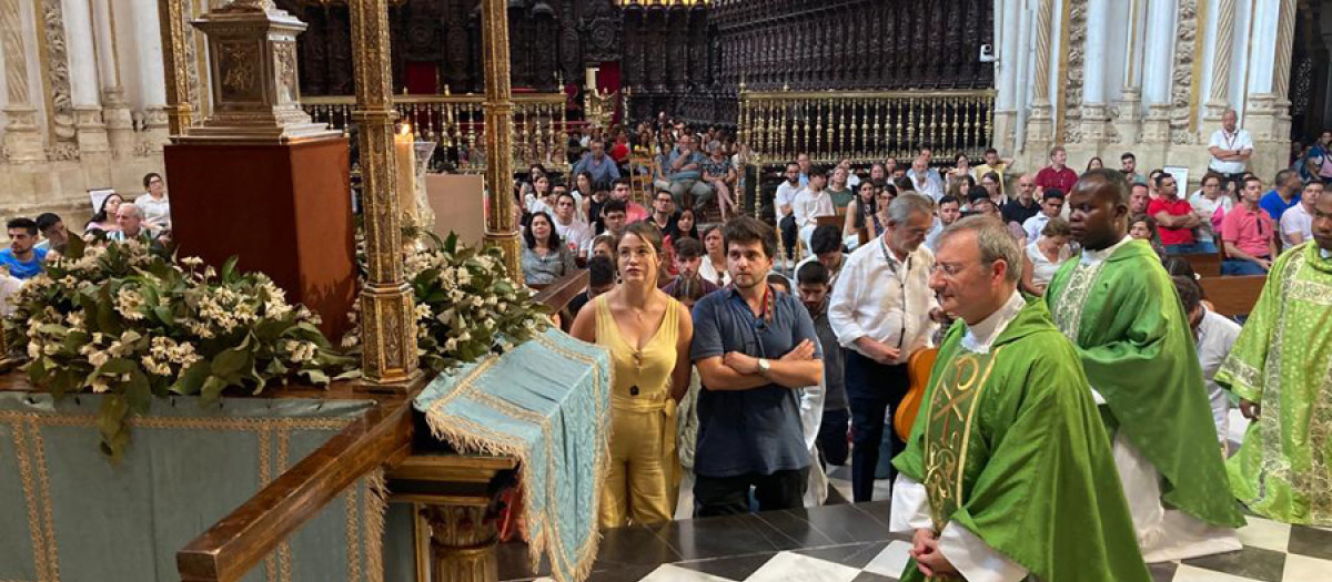 El Deán presidente del Cabildo Catedral ha presidido la eucaristía