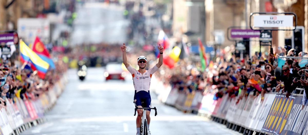 Mathieu van der Poel se ha proclamado campeón del mundo en Glasgow