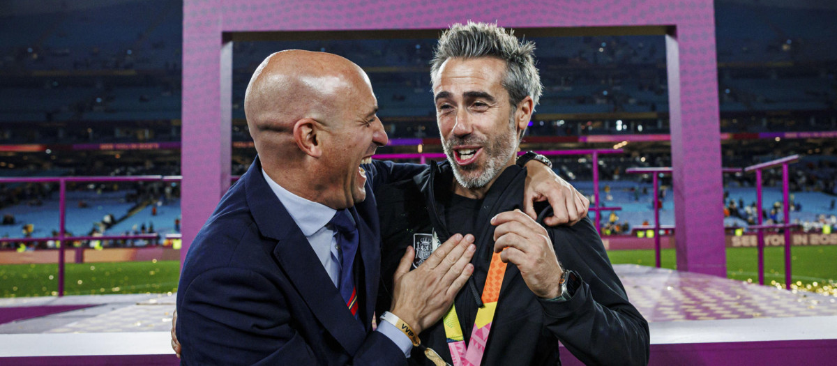 Luis Rubiales, junto a Jorge Vilda, en la celebración del Mundial en Australia