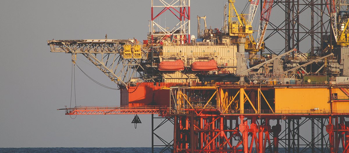 Plataforma de perforación de petróleo y gas en el Mar Negro