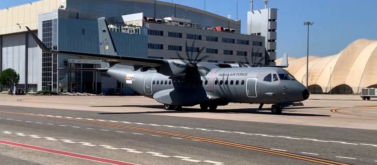 Avión C295