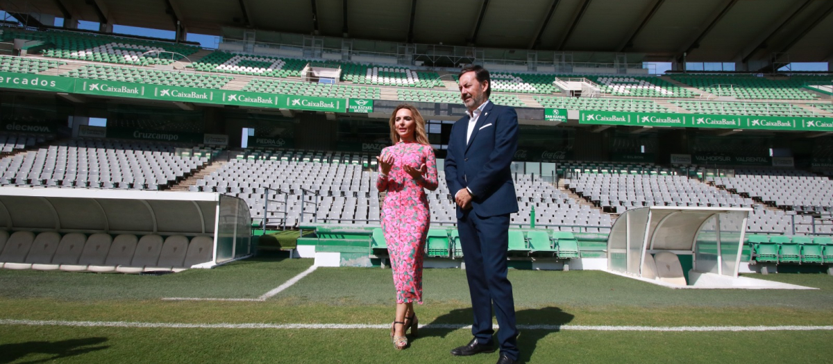 Narci Ruiz y Antonio Fernández Monterrubio en el estadio del Arcángel