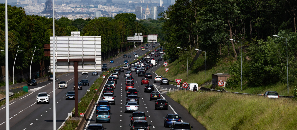 Coches en una carretera