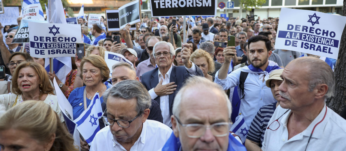 Imagen de la concentración celebrada frente a la embajada de Israel