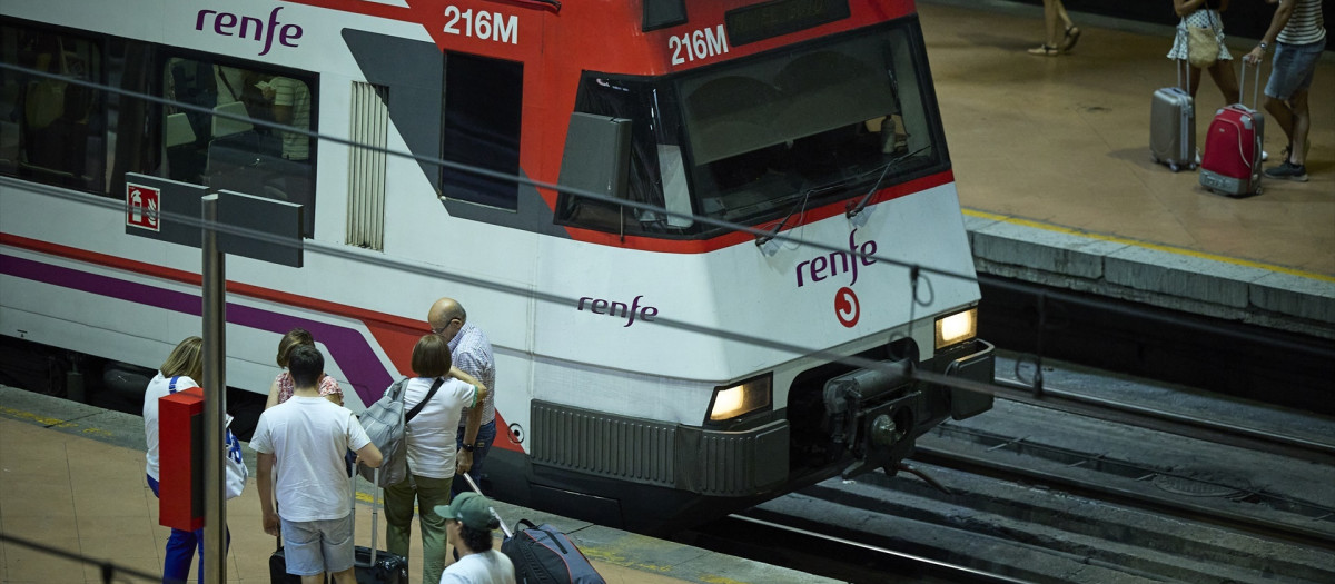 Un tren de Renfe, en una imagen de archivo