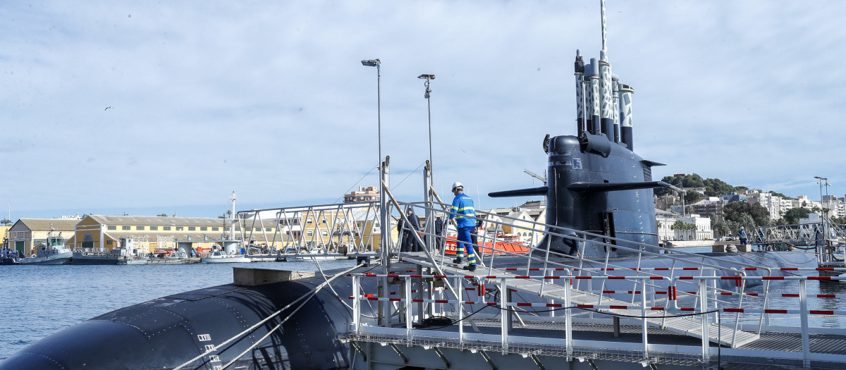 El submarino S-81, en las instalaciones de Navantia en Cartagena