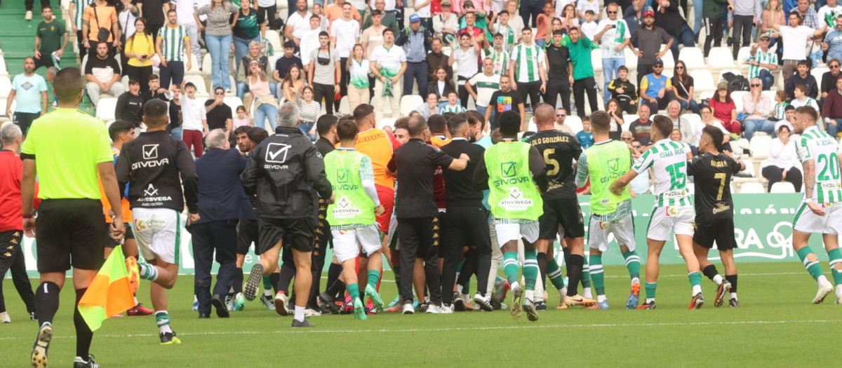 El accidentado Córdoba - Ceuta, en imágenes