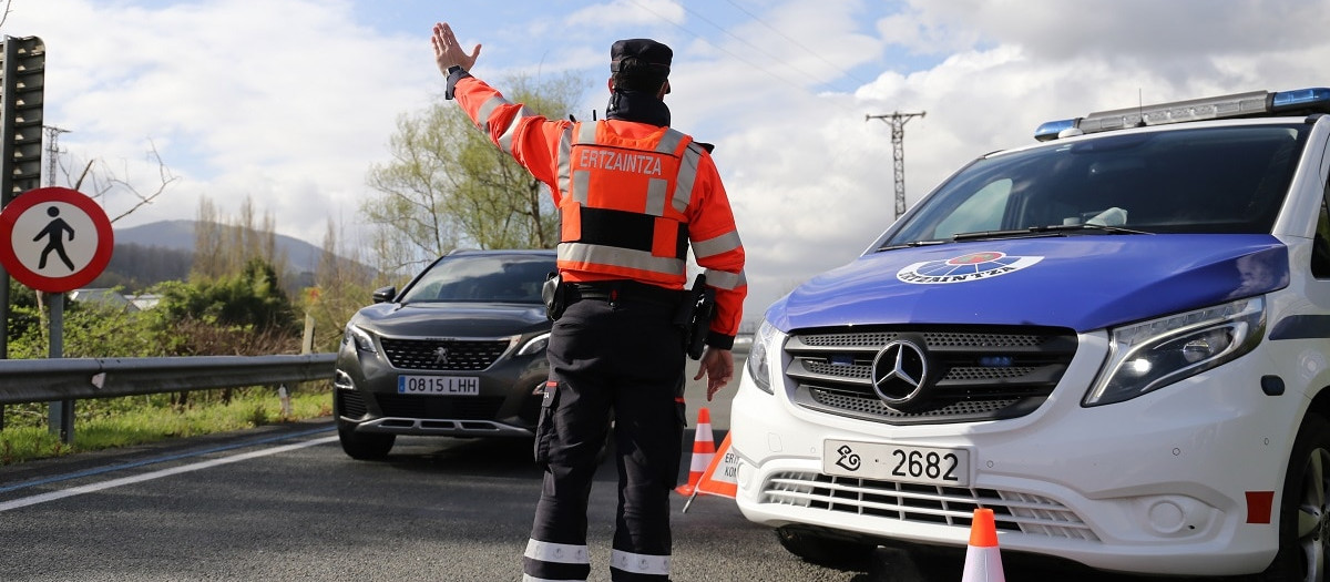 La Ertzaintza controla las carreteras vascas