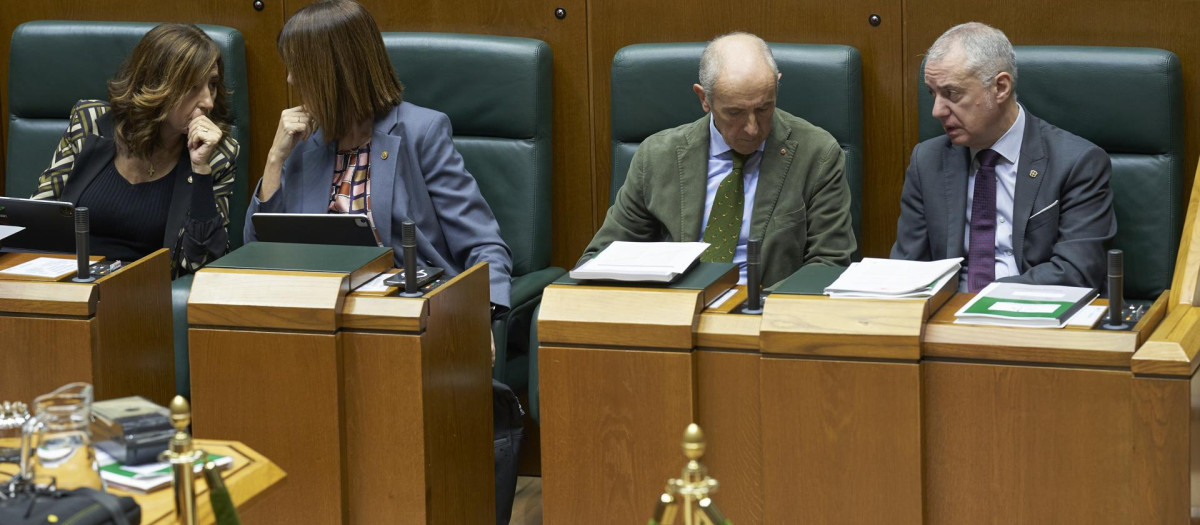 El lehendakari Iñigo Urkullu, en el pleno de este viernes en el Parlamento Vasco