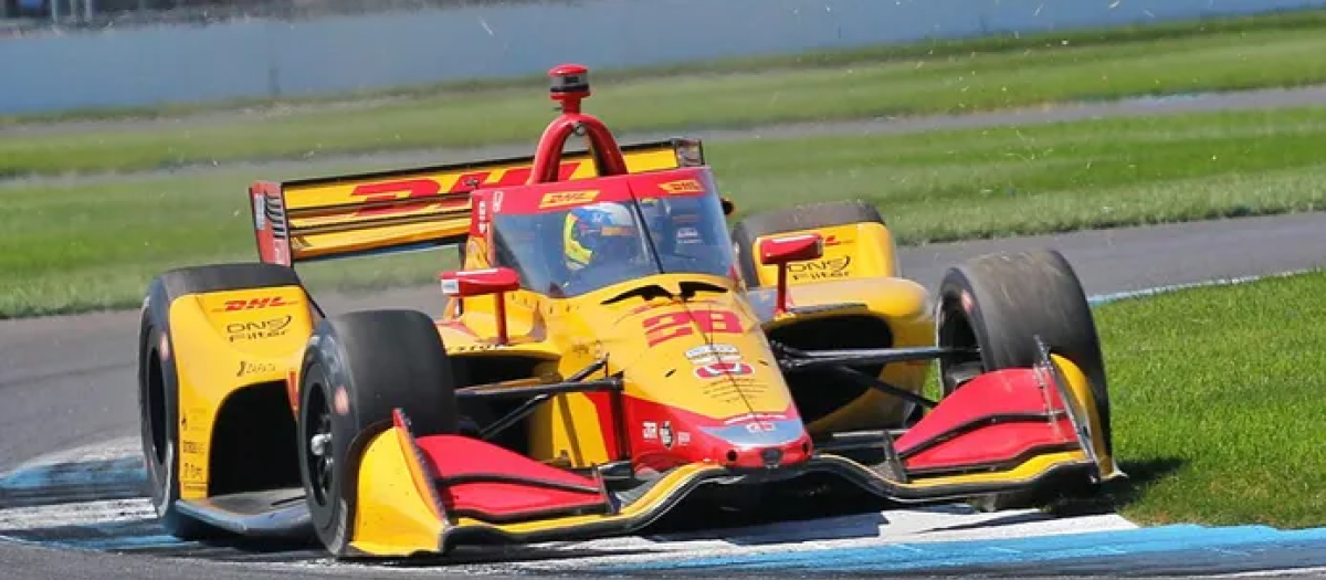 El coche de Palou con los colores de España