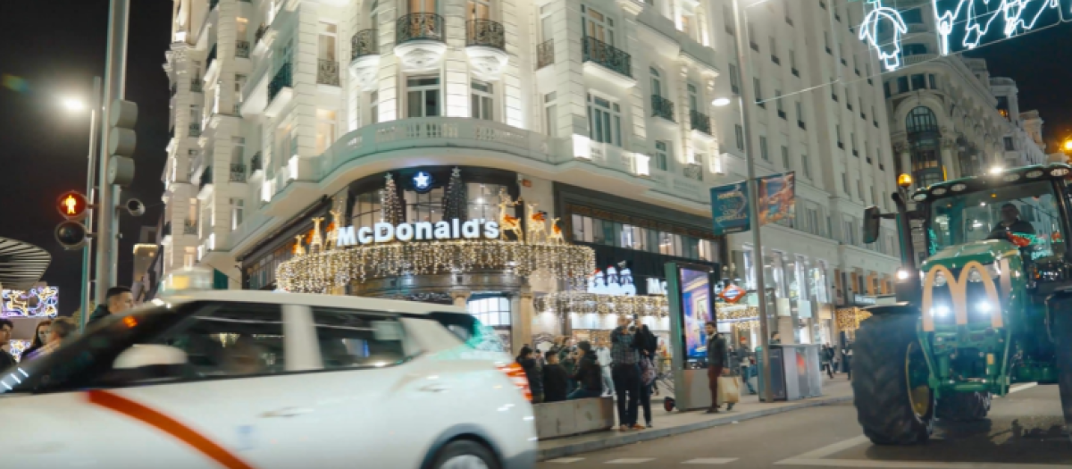 Tractor en Gran Vía
