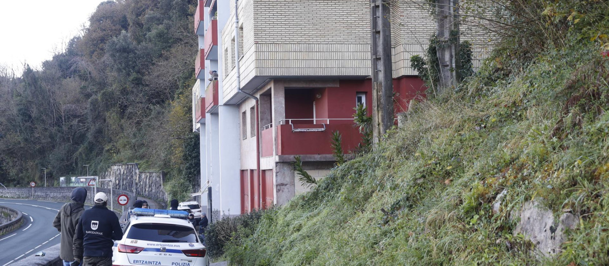 La bala perdida que mató a una mujer en Deva (Guipúzcoa) se originó en ...