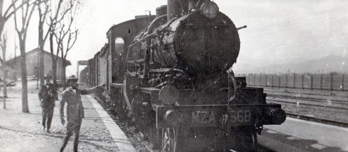 Locomotora de la MZA, una de las más potentes de su tiempo, alrededor de 1920