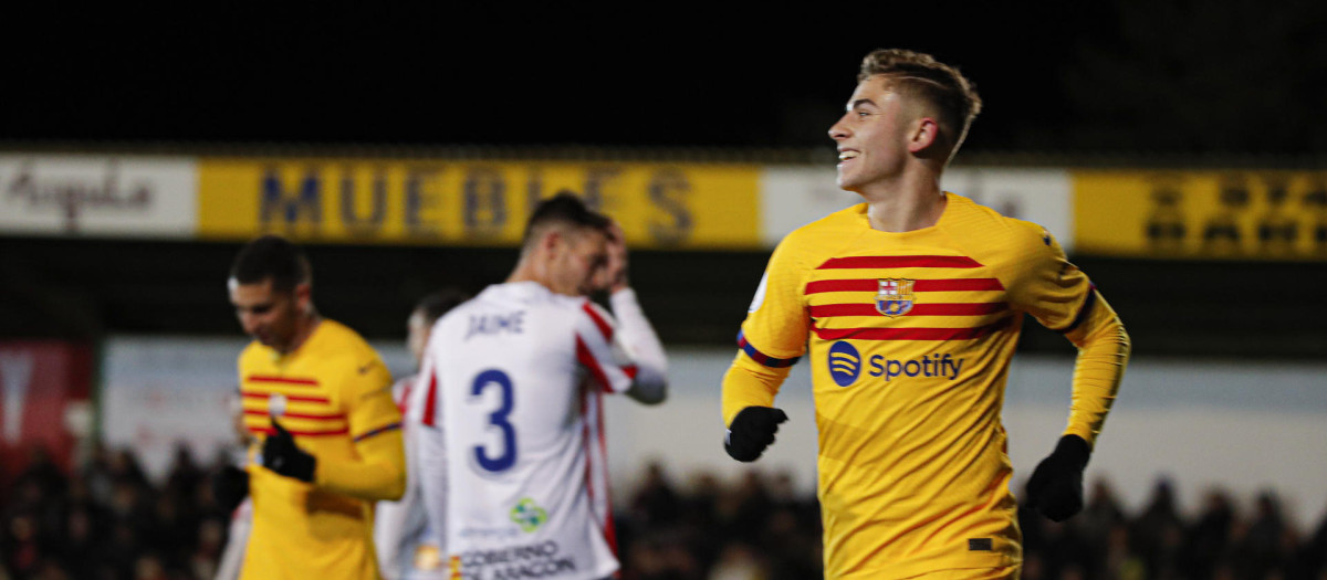 Fermín López celebra el 0-1 frente al Barbastro