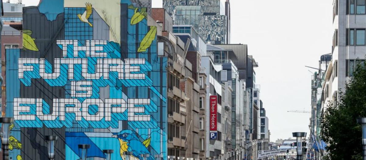 Grafiti en uno de los edificiones cercanos al Consejo y a la Comisión Europea