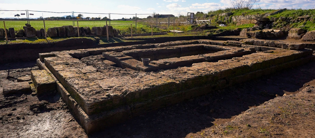 Nuevo descubrimiento realizado en el sitio arqueológico de la antigua ciudad de Poseidonia-Paestum, al sur de Nápoles