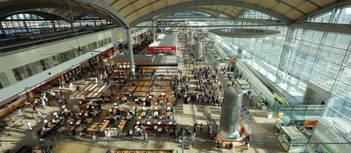 Interior del aeropuerto de Alicante