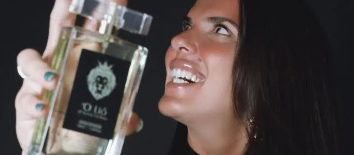 'O Liò, la marca de perfume de la inlfuencer italiana Nunzia Giuliano en memoria de su padre, el camorrista Carmine Giuliano