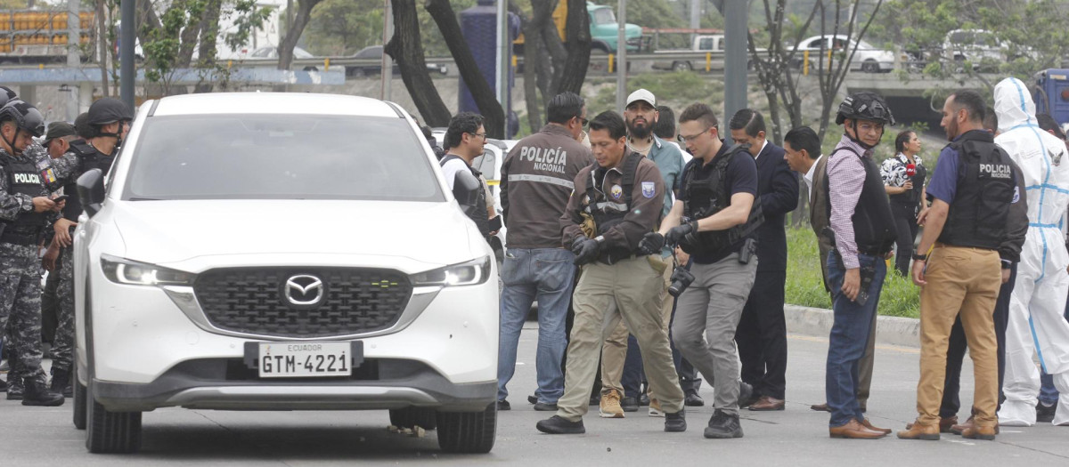 La policía investiga disparos de bala al coche de César Suarez