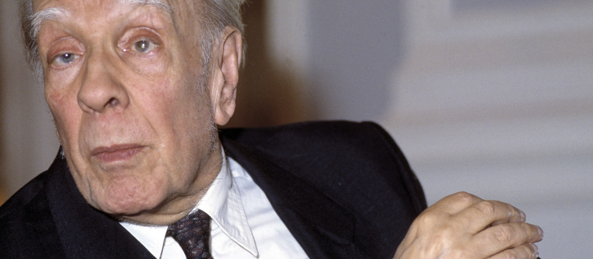 El escritor Jorge Luis Borges, en 1984