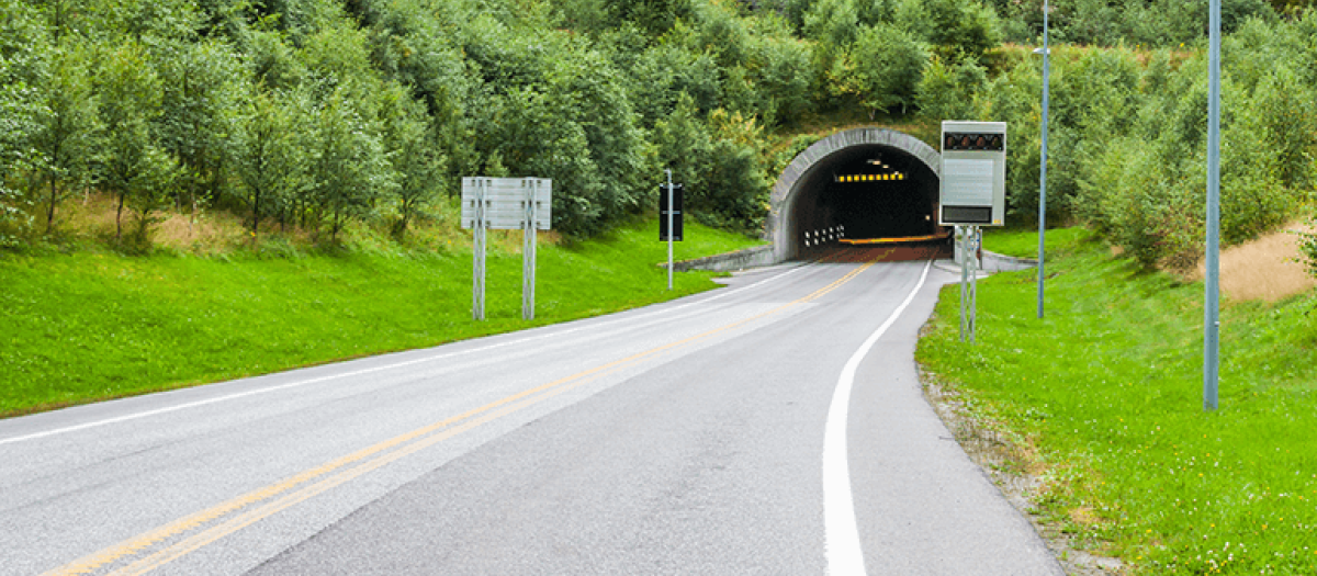 Entrada al túnel más largo del mundo