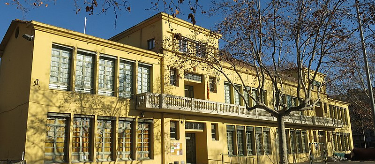 Fachada del la Escola Santa Eugènia, en Gerona