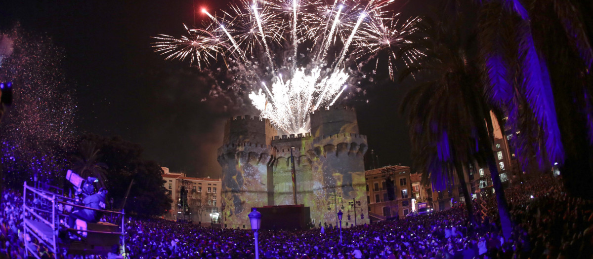 Crida de 2018 en las Torres de Serranos, en Valencia