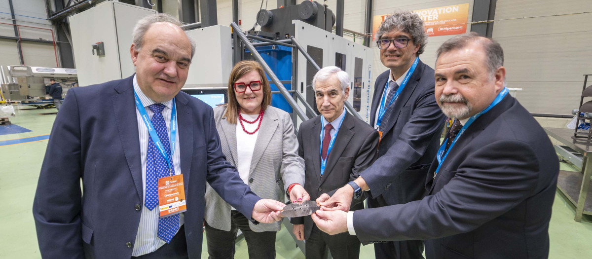 Representantes de Hiperbaric, Nanoker y Fagor Electrónica