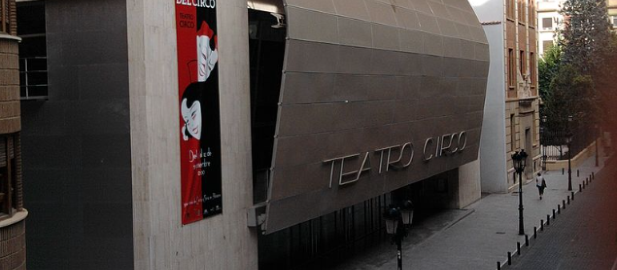 Exterior del Teatro Circo de Albacete