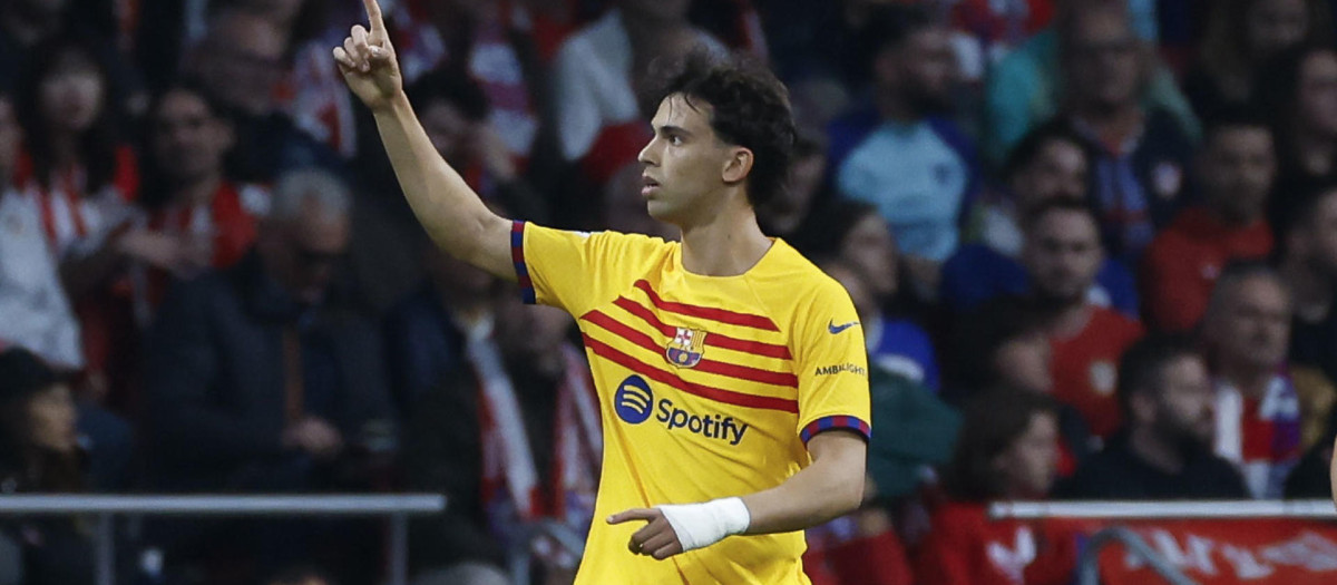 Joao Felix celebra el primer gol de su equipo ante el Atlético de Madrid