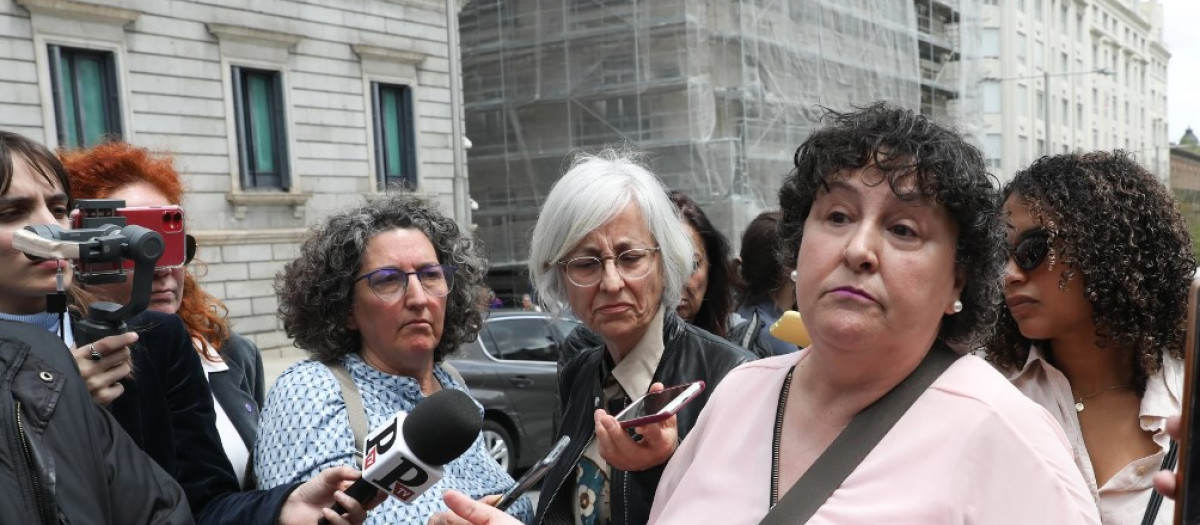 María Salmerón atiende a los medios en una imagen de archivo