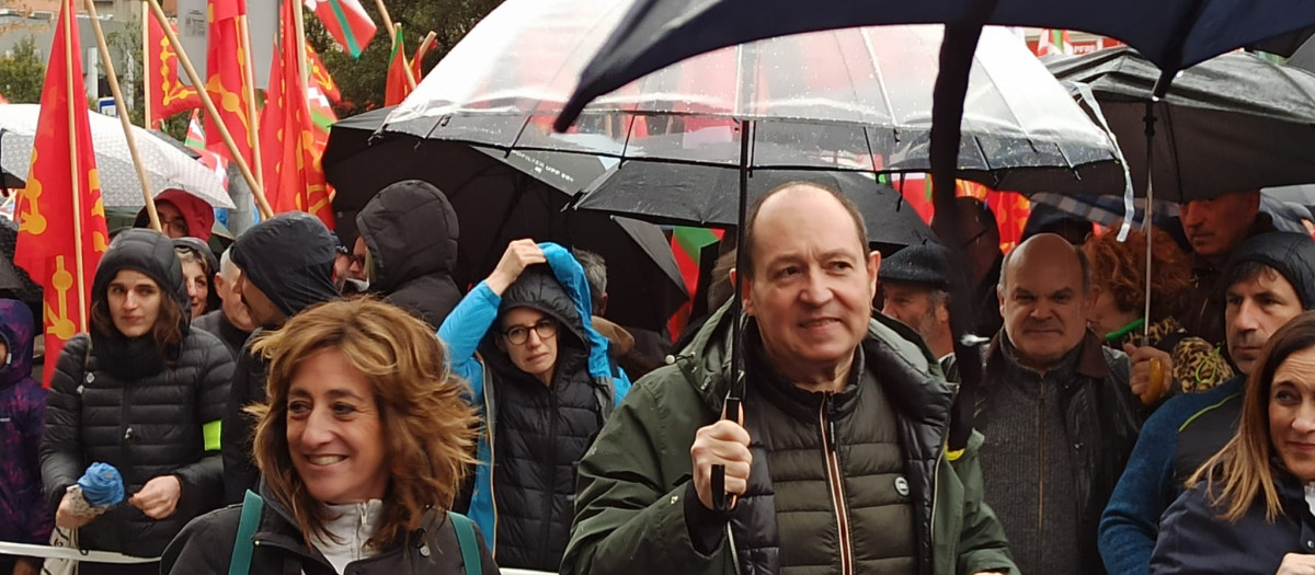 El candidato de Bildu a las europeas, Pernando Barrena, condenado por pertencencia a ETA