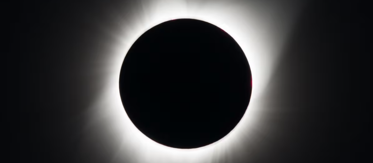 Eclipse solar total