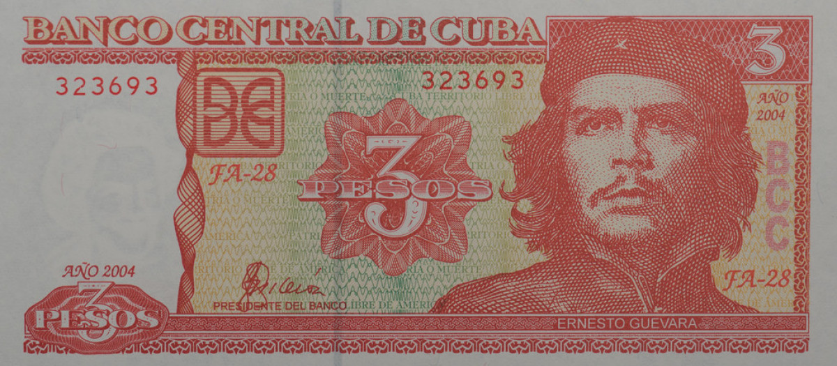 Nuevo billete de 3 pesos cubanos con la impresión de Ernesto «Che»Guevara