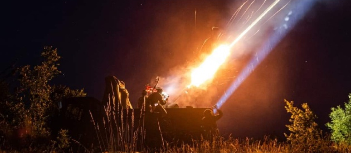 La defensa antiaérea de Ucrania intenta detener los ataques rusos