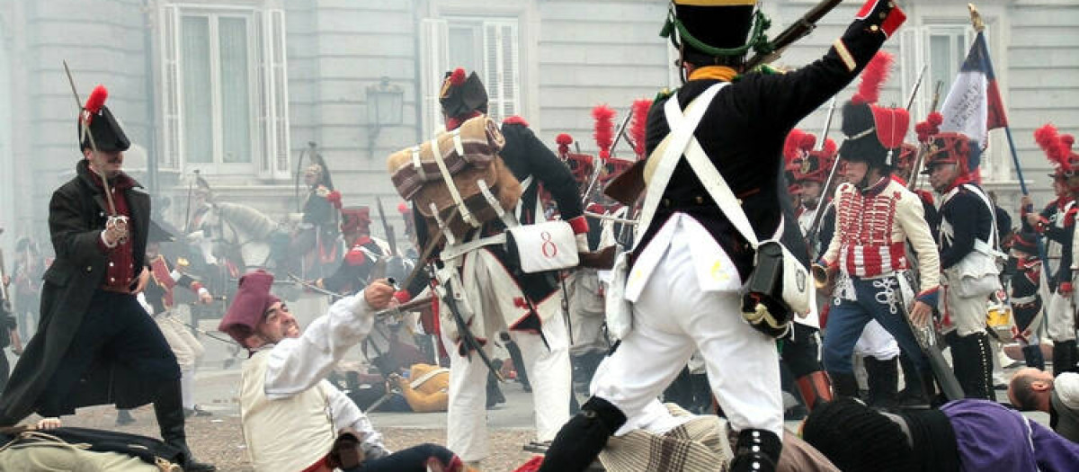 Recreación del levantamiento del 2 de Mayo