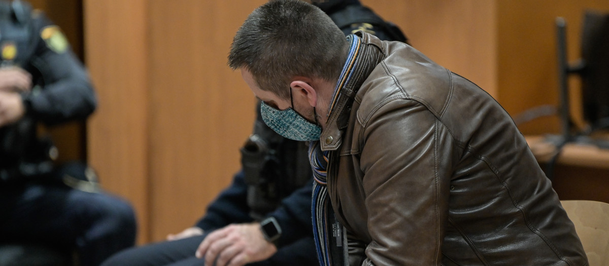 José Enrique Abuín, 'El Chicle' durante un juicio en la Audiencia Provincial de La Coruña
Foto: M. Dylan / Europa Press