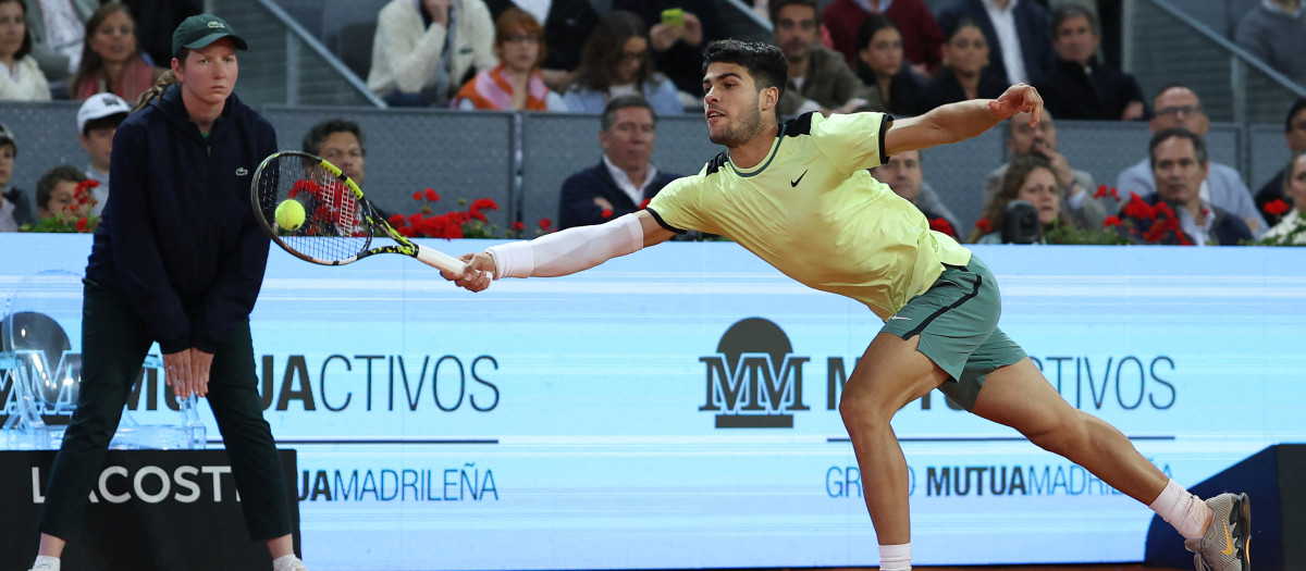 Alcaraz no llega a un punto en su partido ante Rublev