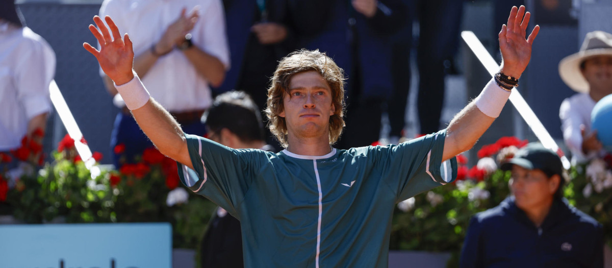 Andrey Rublev celebra su clasificación para la final del Mutua Madrid Open