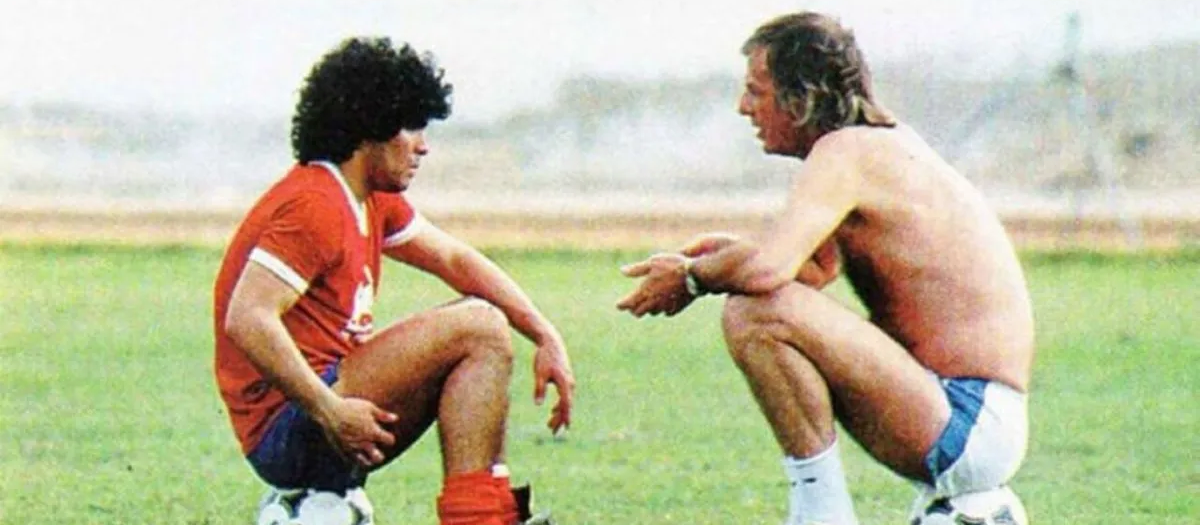 Menotti conversa con Maradona